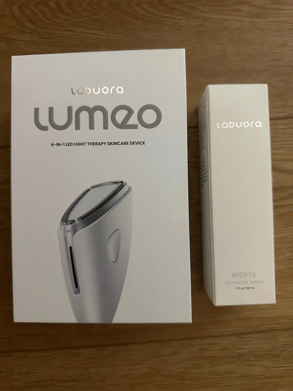 Lumeo SkinLift 4D Current™ Red Light Therapy Kit
